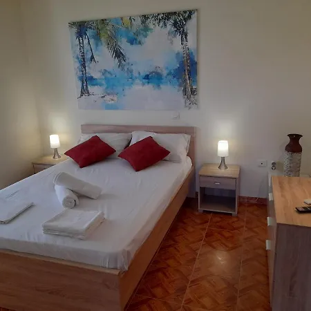 View House, Kymi Evoia * Platána